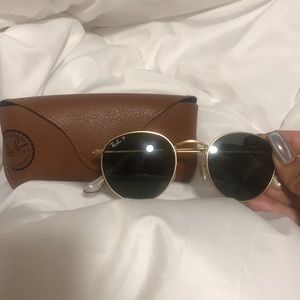 Ray Ban with polarized lens
